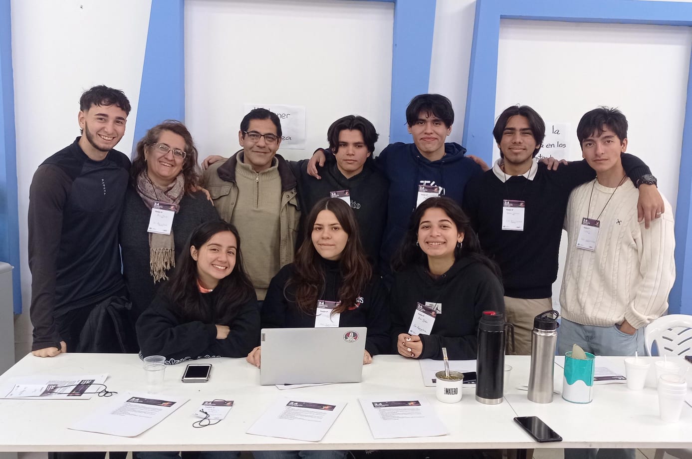 24 Horas de Innovación en la UNT: Un Evento que Fomenta la Creatividad y el Trabajo en Equipo